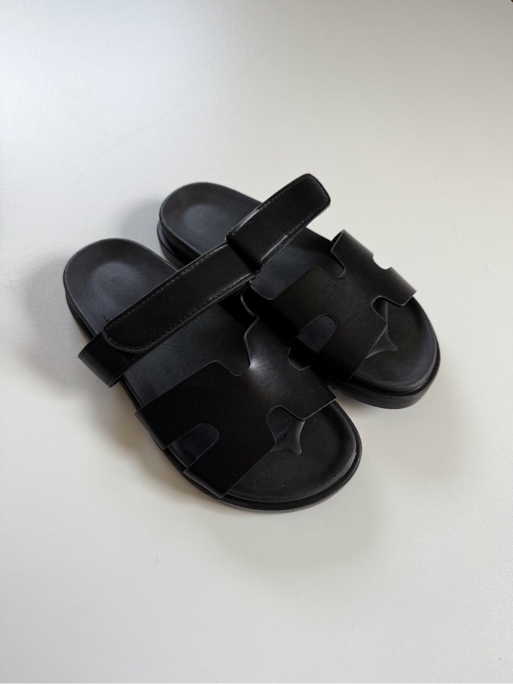 Sandals - Picture 2 of 4